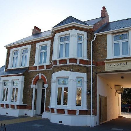 Devonshire Hotel Hornchurch Екстериор снимка